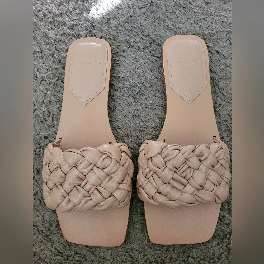 Marc fisher sandals - Picture 2 of 5